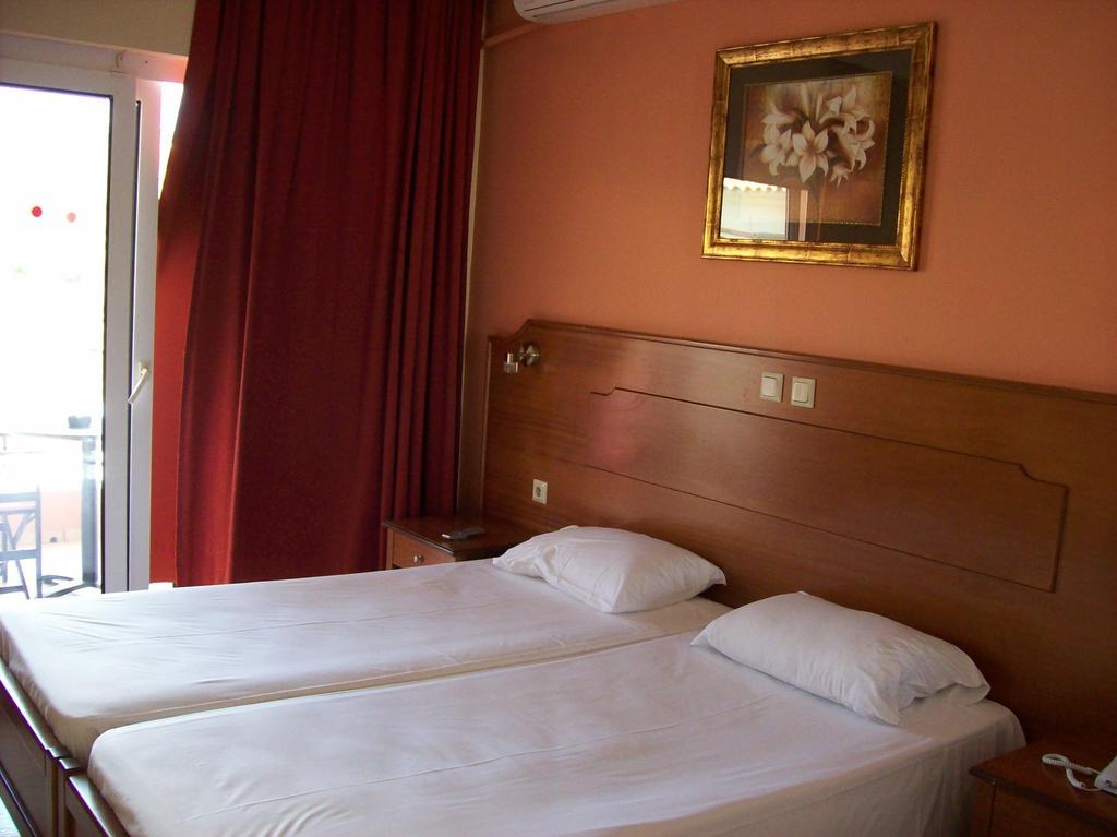 Thomas Bay Hotel Agios Stefanos Avliotes (Corfu) Exterior foto