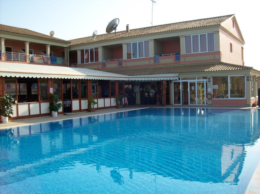 Thomas Bay Hotel Agios Stefanos Avliotes (Corfu) Exterior foto